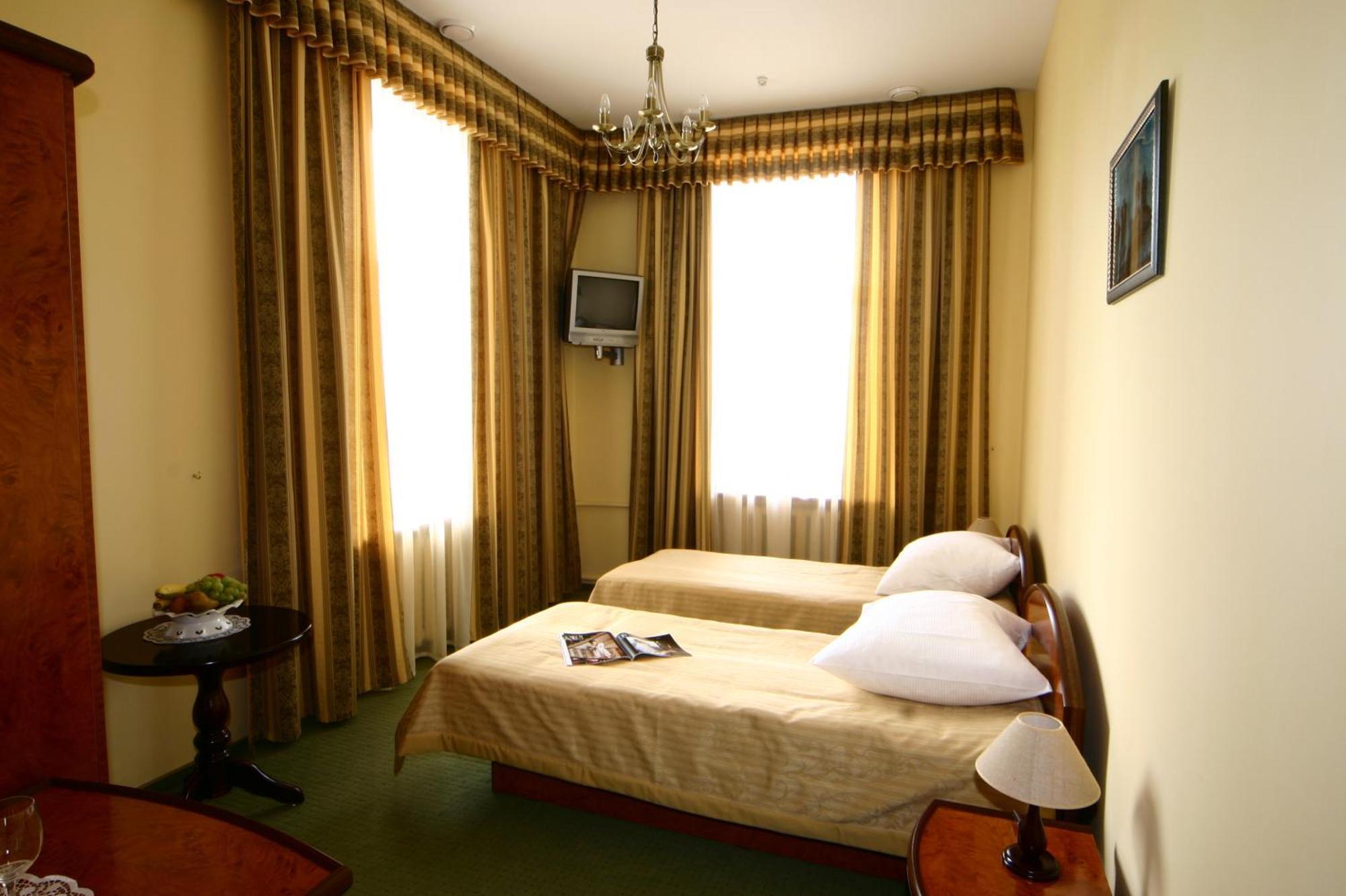 Wien Hotel Lviv Kültér fotó