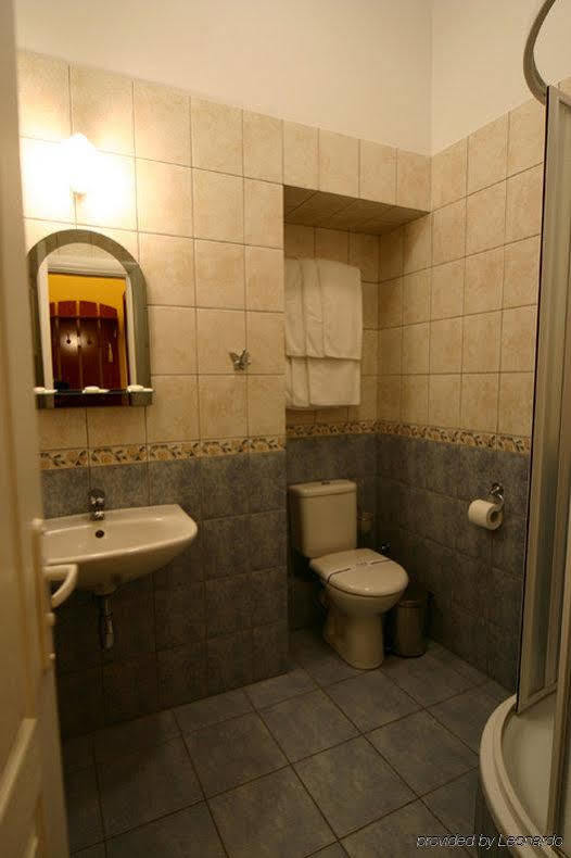 Wien Hotel Lviv Szoba fotó